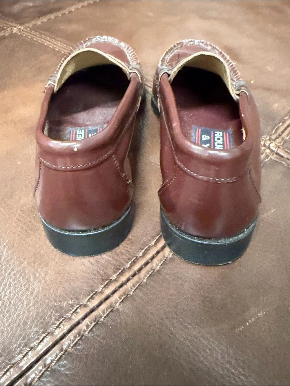 Roundtree & Yorke boys brown Leather Penny Loafers 12.5 …..115
